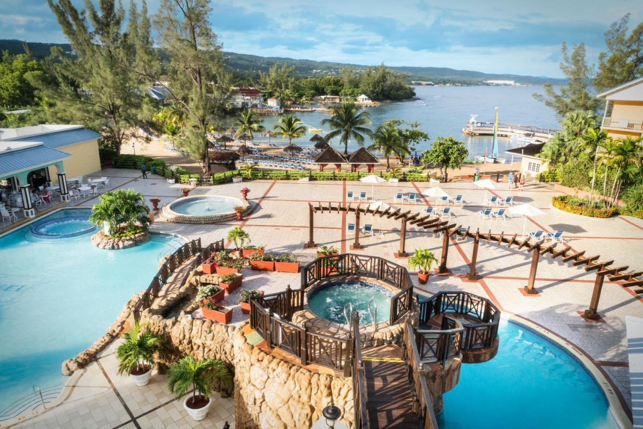 Jewel Paradise Cove Adult Beach Resort & Spa Runaway Bay Exterior photo